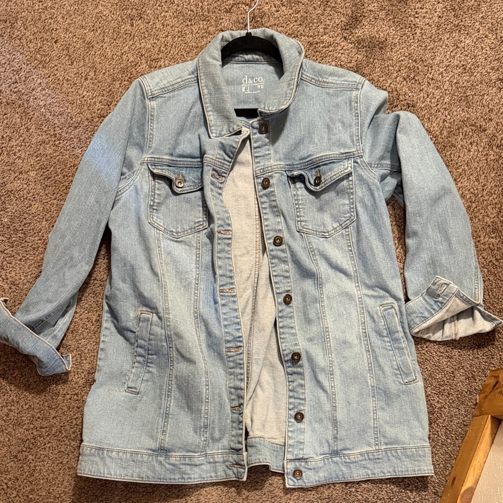 Women’s oversized denim jacket